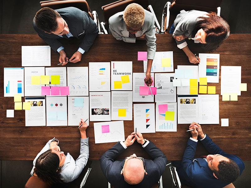 Group-discussion|GeekyBones